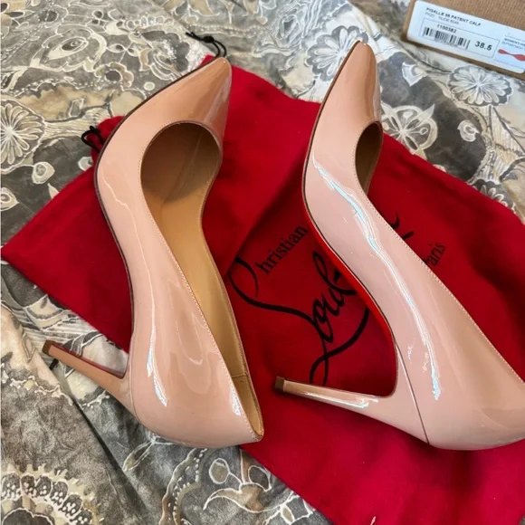 Christian Louboutin Nude Patent Leather Pumps Pigalle 85 - Picture 6 of 11